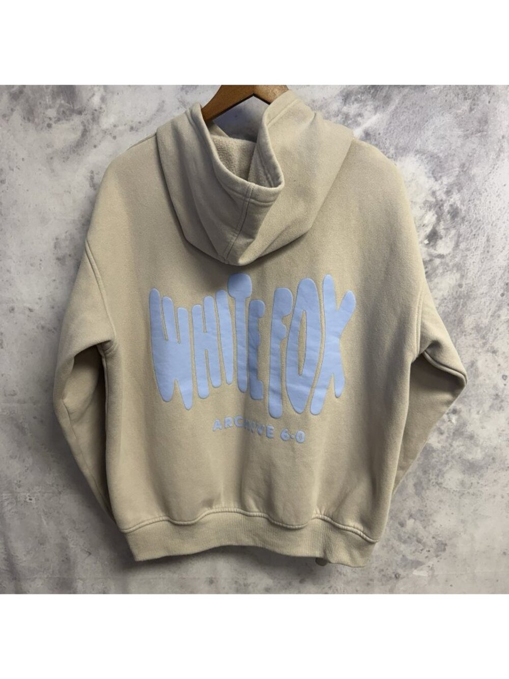 White Fox Archive 6.0 Sweatshirt Womens S/M Beige Hoodie